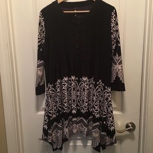 White Mark Plus size  2XL black and white Dress